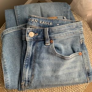 American Eagle Stretch Mom Jean